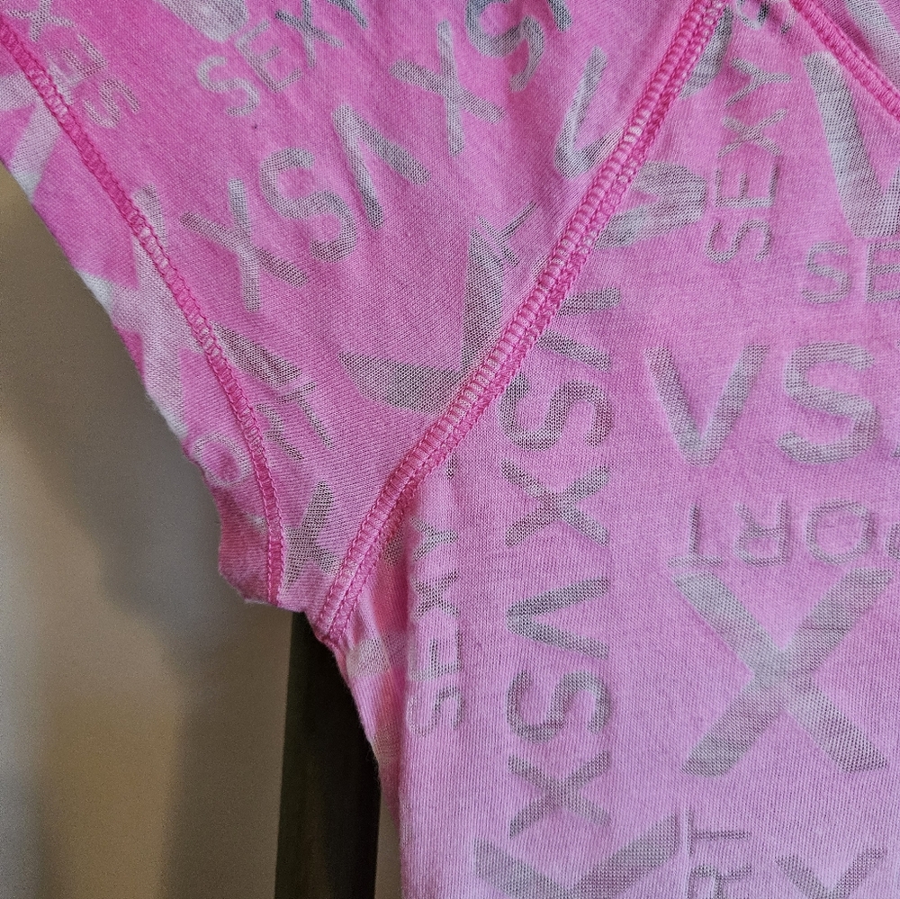 VS Sport Pink and Orange Gradient Athletic Top - Picture 5 of 6